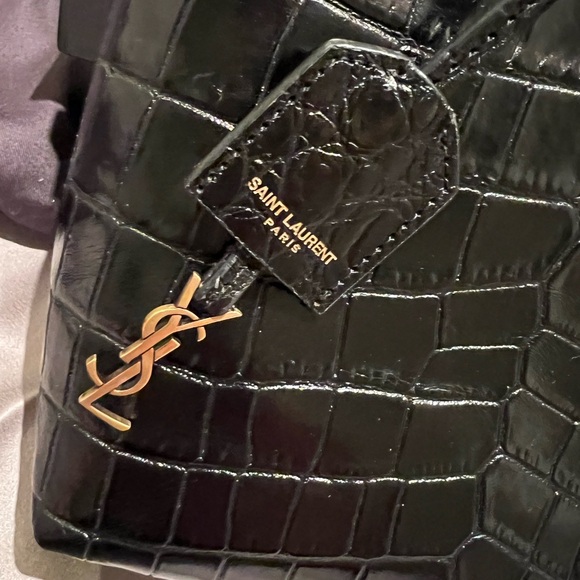 New Saint Laurent Mini Croc Embossed Tote - Picture 3 of 13
